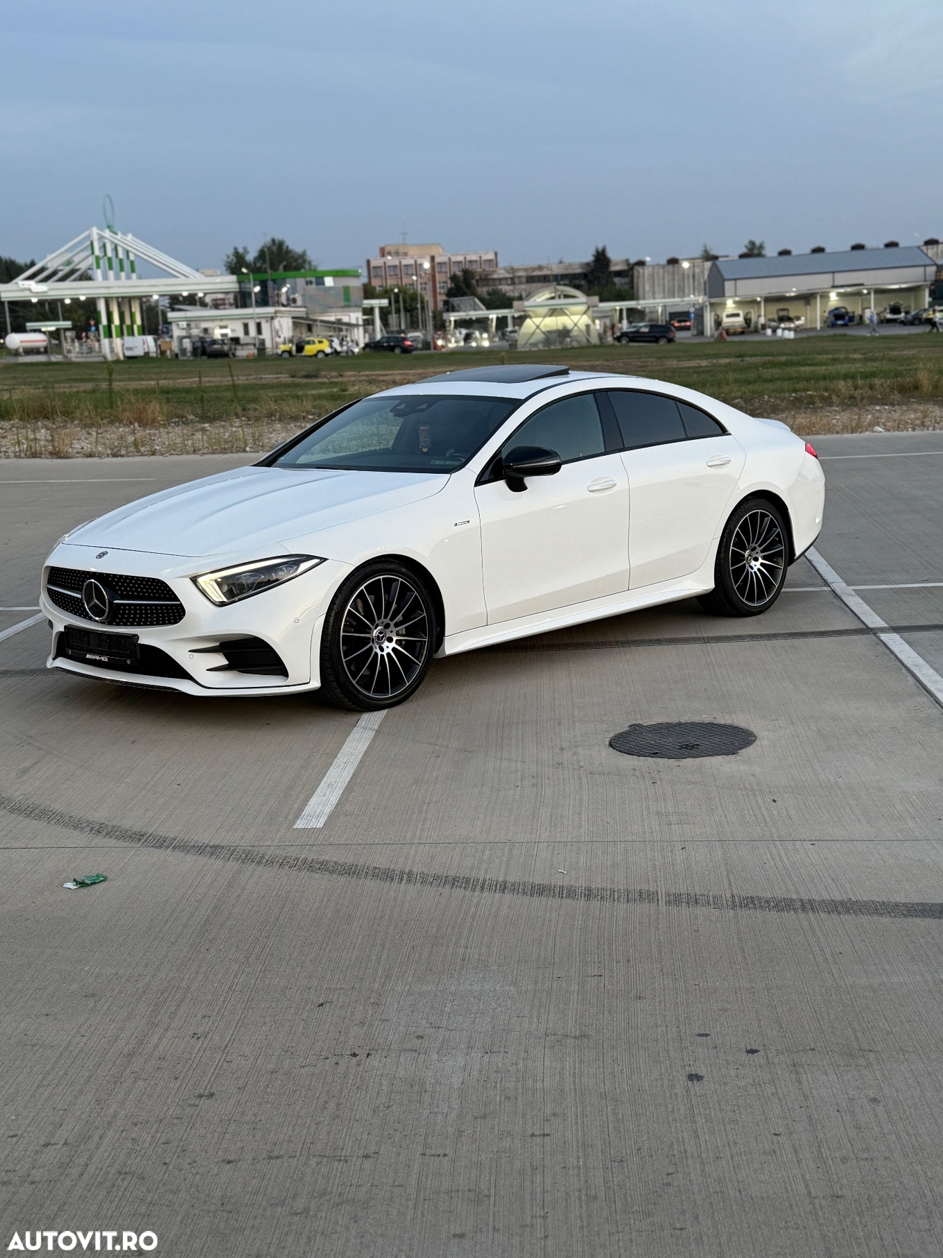 Mercedes-Benz CLS 350 d 4MATIC Aut - 4