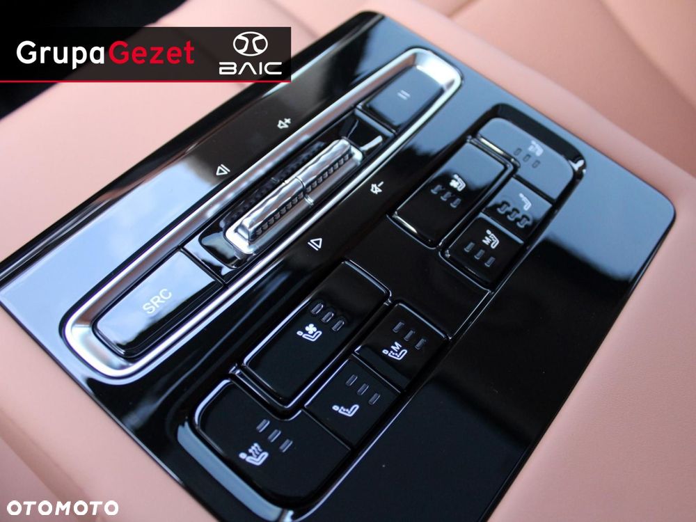 BAIC 7 1.5T Luxury Plus DCT - 6