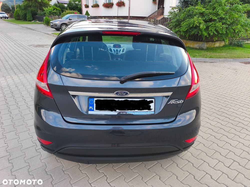 Ford Fiesta - 4