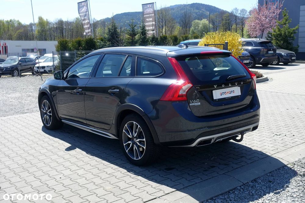 Volvo V60 Cross Country D4 Geartronic Summum - 7