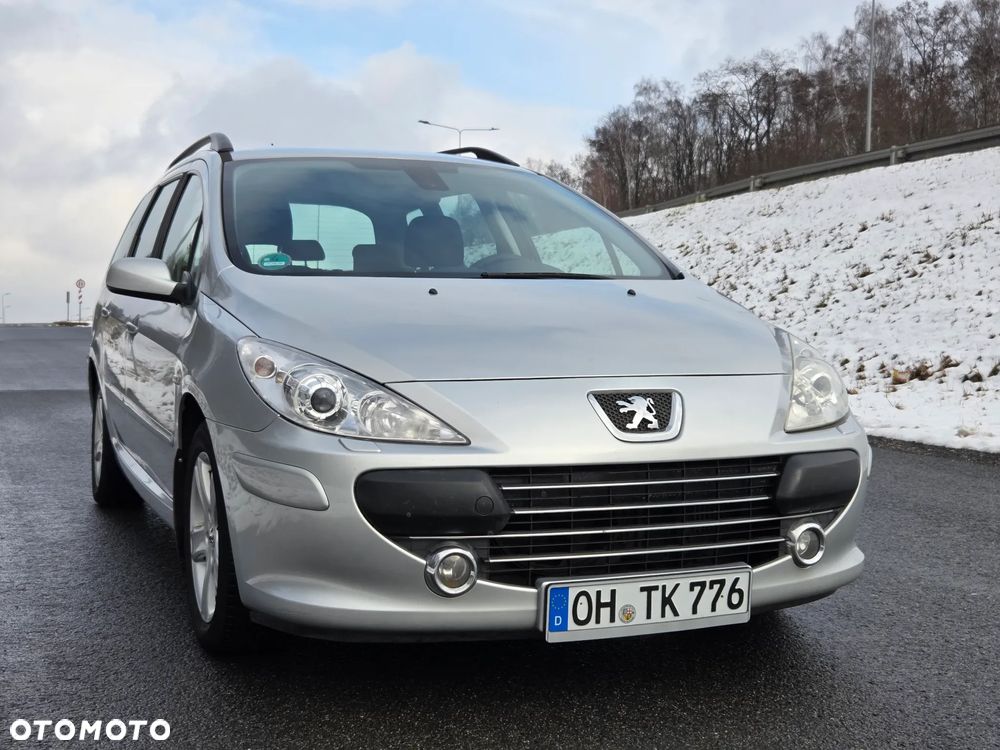 Peugeot 307 HDi 135 Tendance - 1