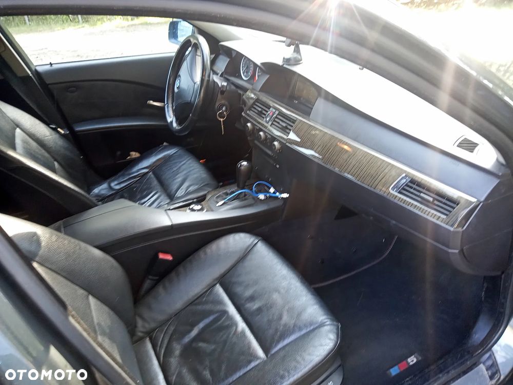 BMW Seria 5 525d Touring Edition Fleet - 9