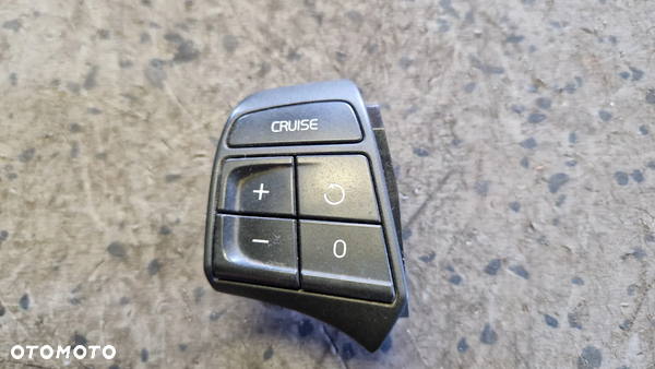 VOLVO V50 S40 PRZEŁACZNIK TEMPOMATU MULTIFUNKCJA 30739638