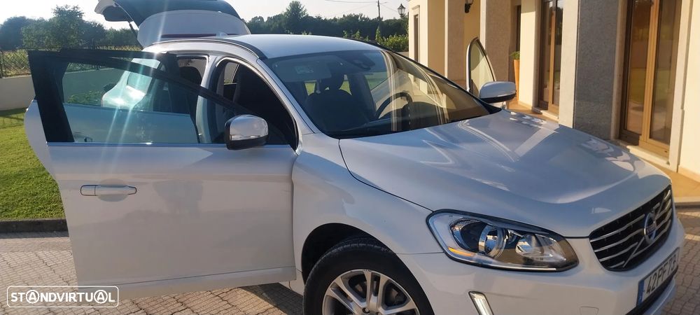 Volvo XC 60 2.0 D4 Momentum - 9