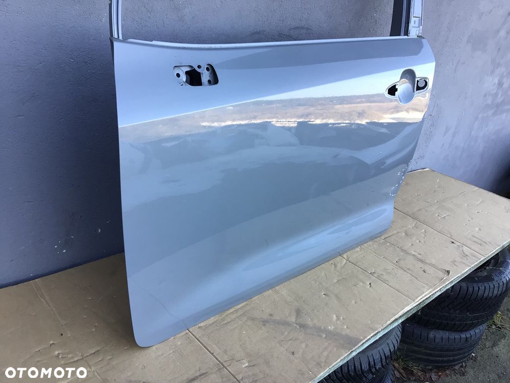 Drzwi przednie lewe Toyota Corolla E21 - 2