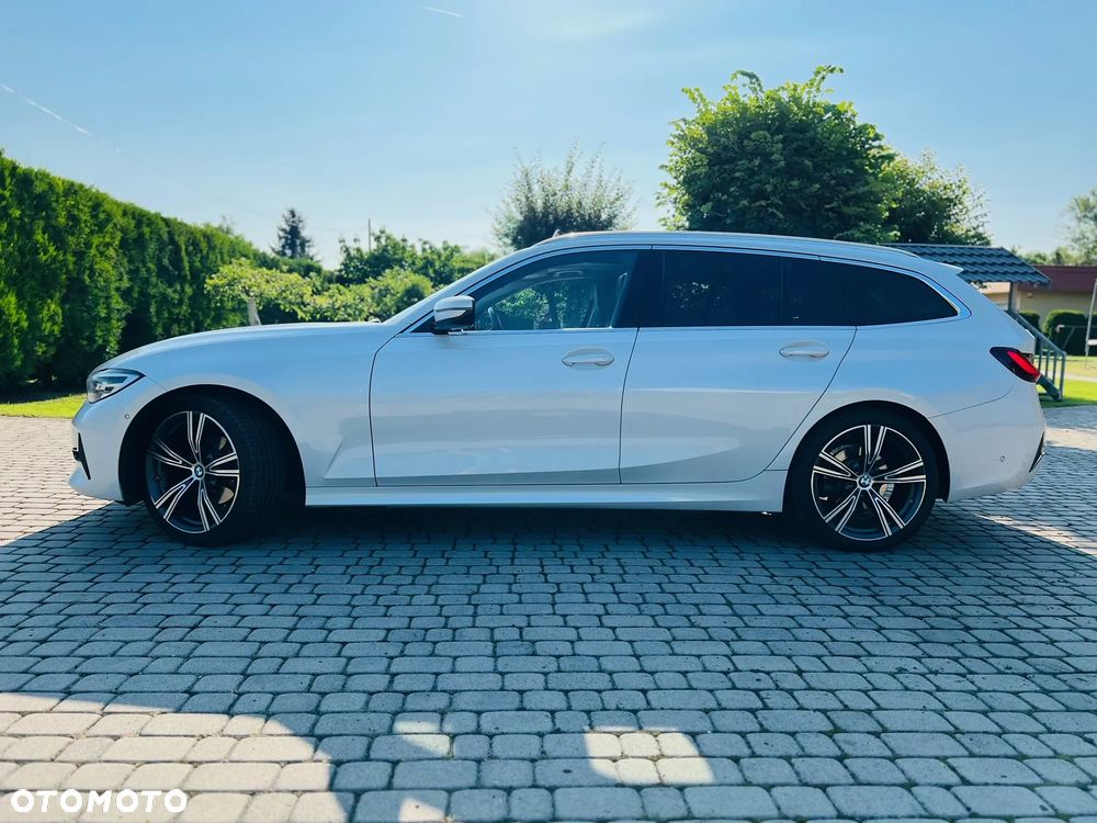 BMW Seria 3 320d xDrive Luxury Line sport - 10