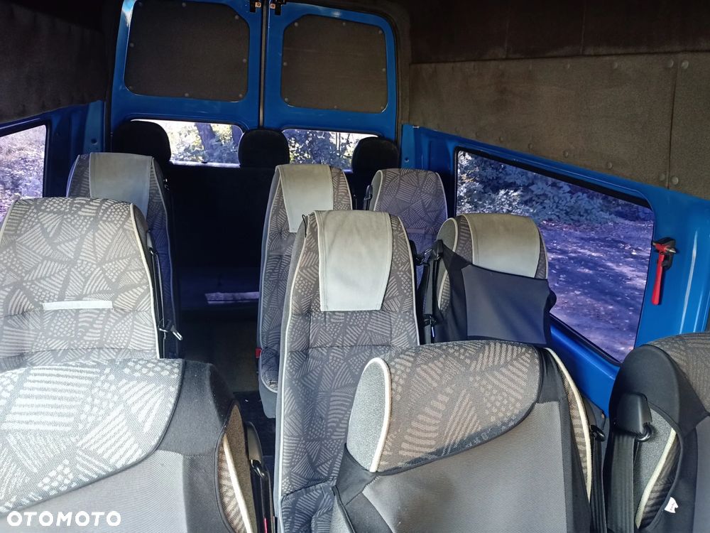 Ford Transit - 12