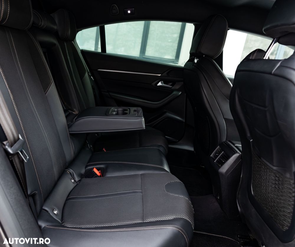 Peugeot 508 PHEV 225ch EAT8 GT Pack - 36