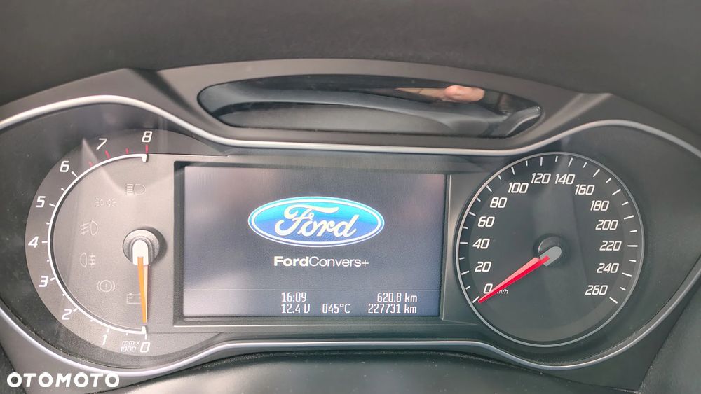 Ford Mondeo 2.0 T Titanium S - 9