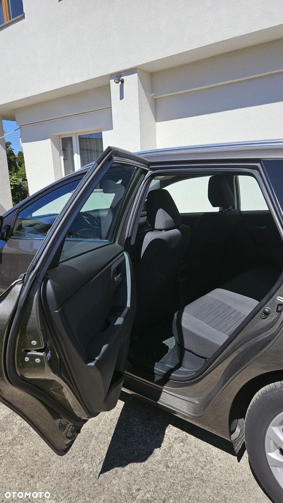 Toyota Auris Hybrid 135 Prestige - 10