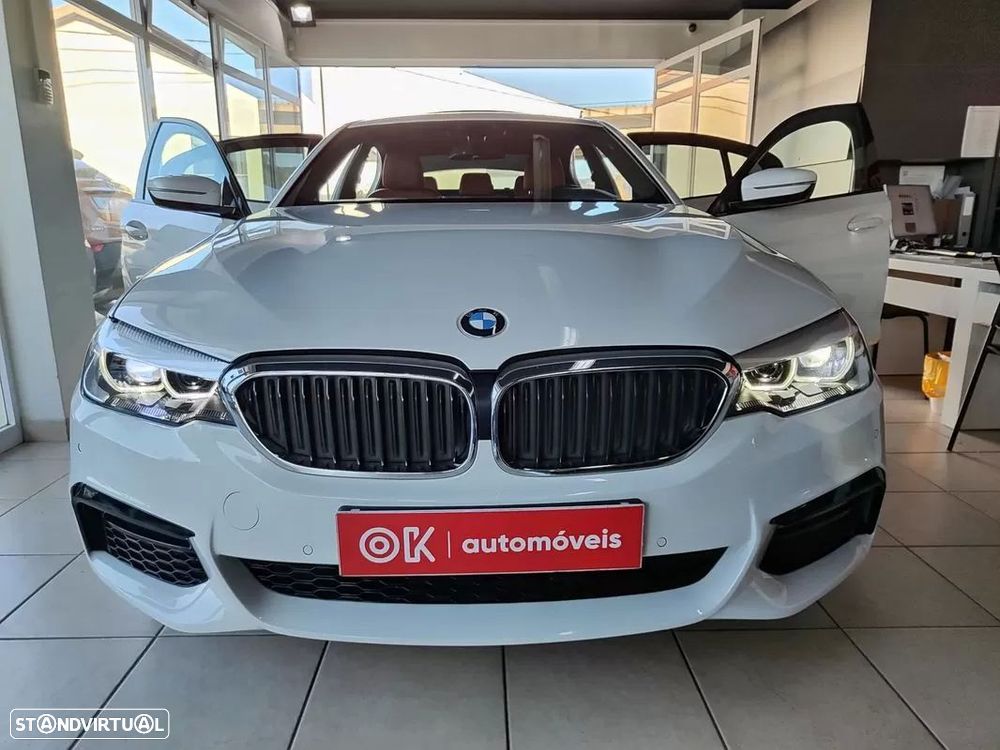 BMW 530 e iPerformance Pack M - 22