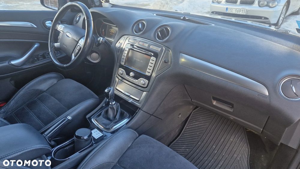 Ford Mondeo 2.0 TDCi Titanium - 16