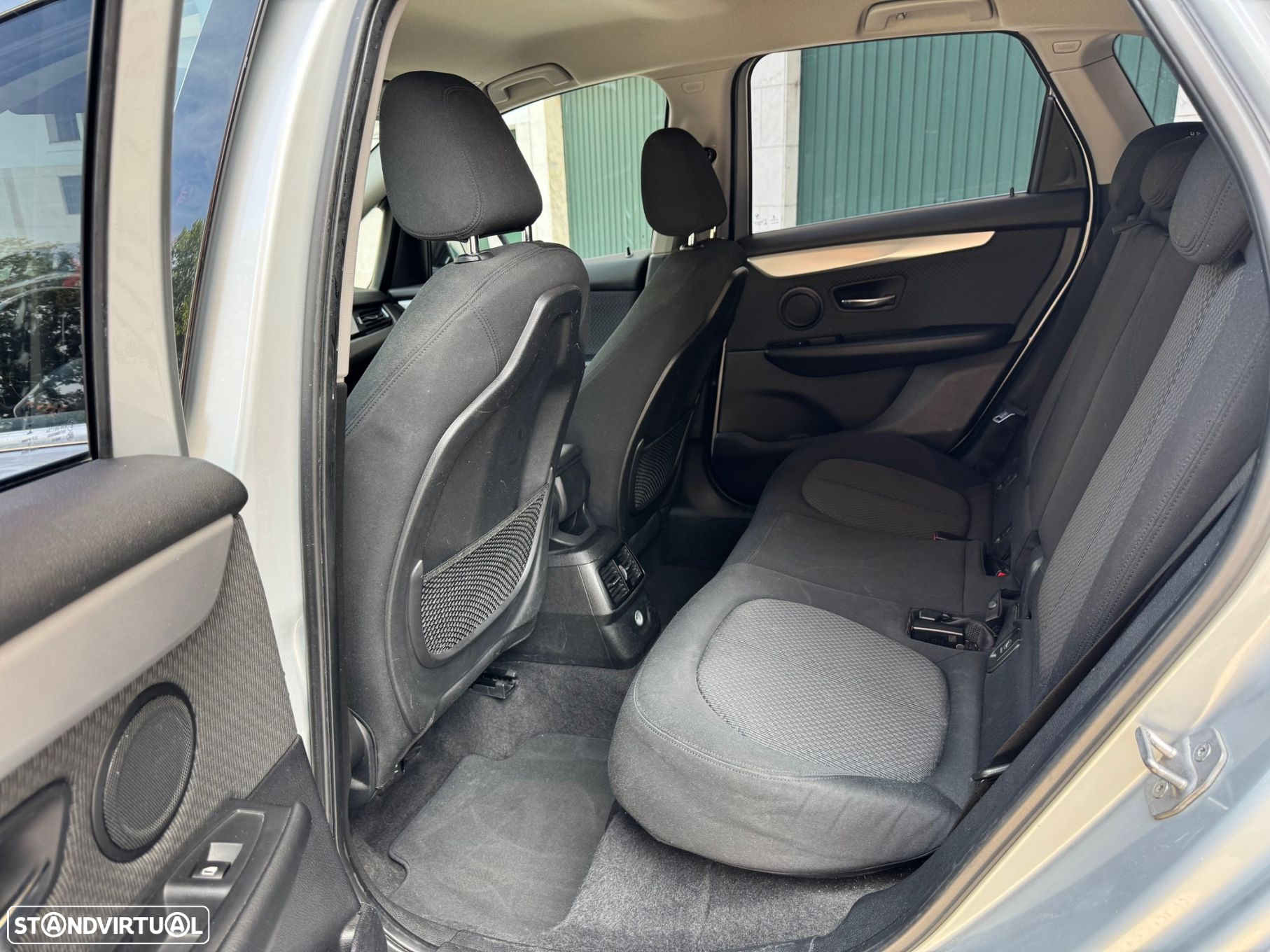 BMW 218 Active Tourer d Aut. Advantage - 25