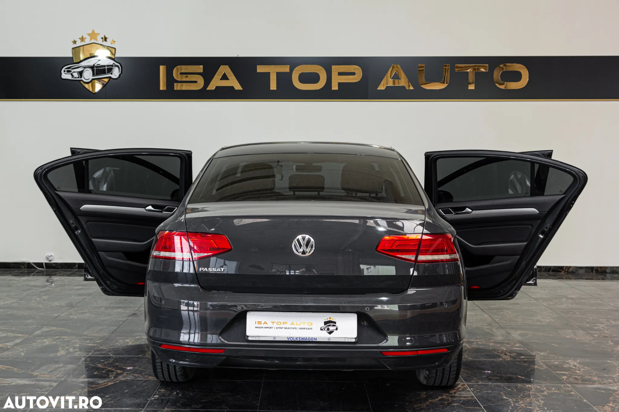 Volkswagen Passat 2.0 TDI DSG Highline - 30