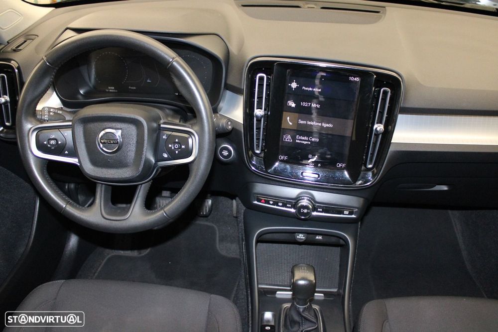 Volvo XC 40 1.5 T2 Momentum - 10