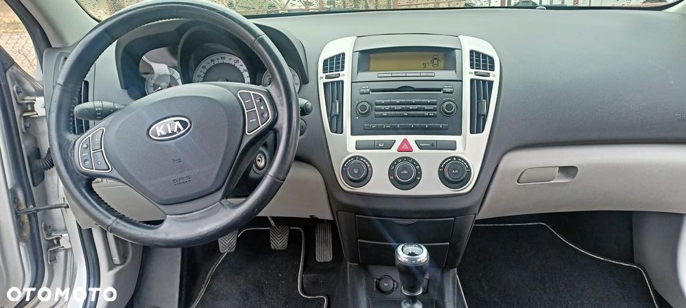 Kia Ceed 1.4 Comfort - 15