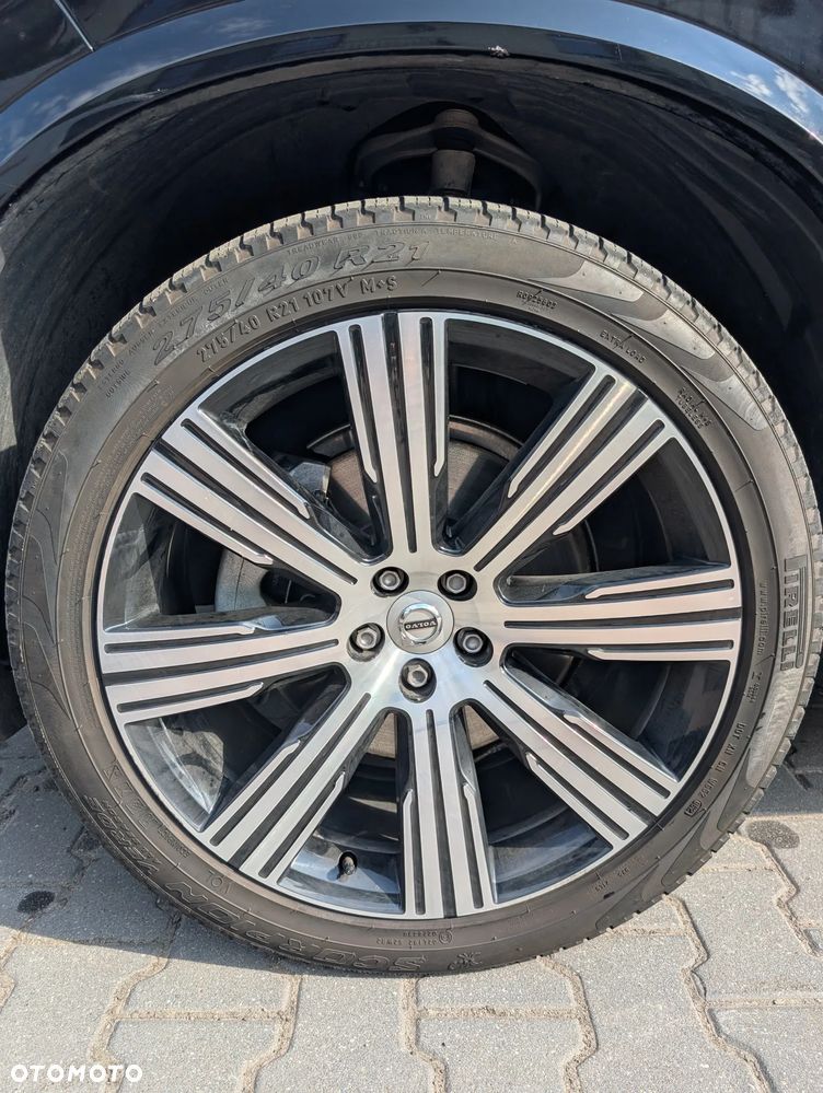 Volvo XC 90 - 20