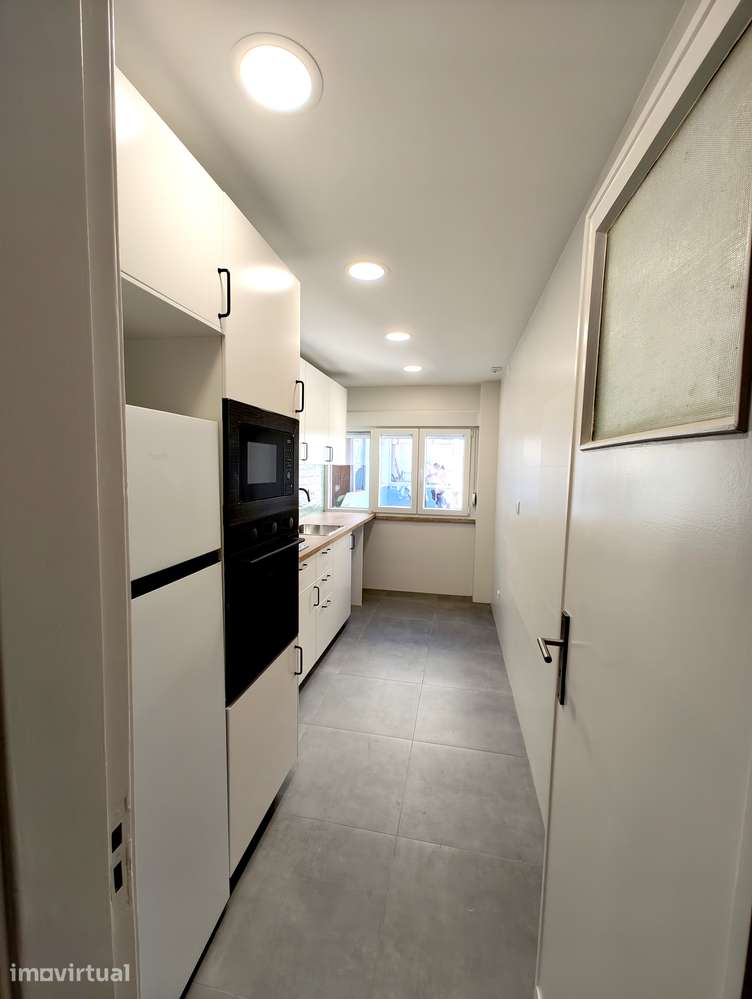 T2 TOTALMENTE RENOVADO | DAFUNDO | 1.500 € - Grande imagem: 4/21