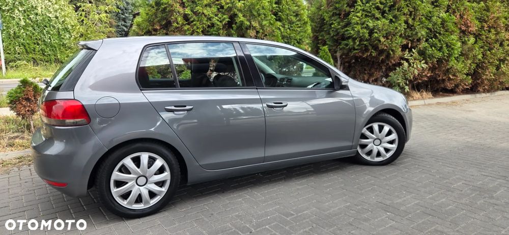 Volkswagen Golf 2.0 TDI DPF Comfortline 119 g - 18