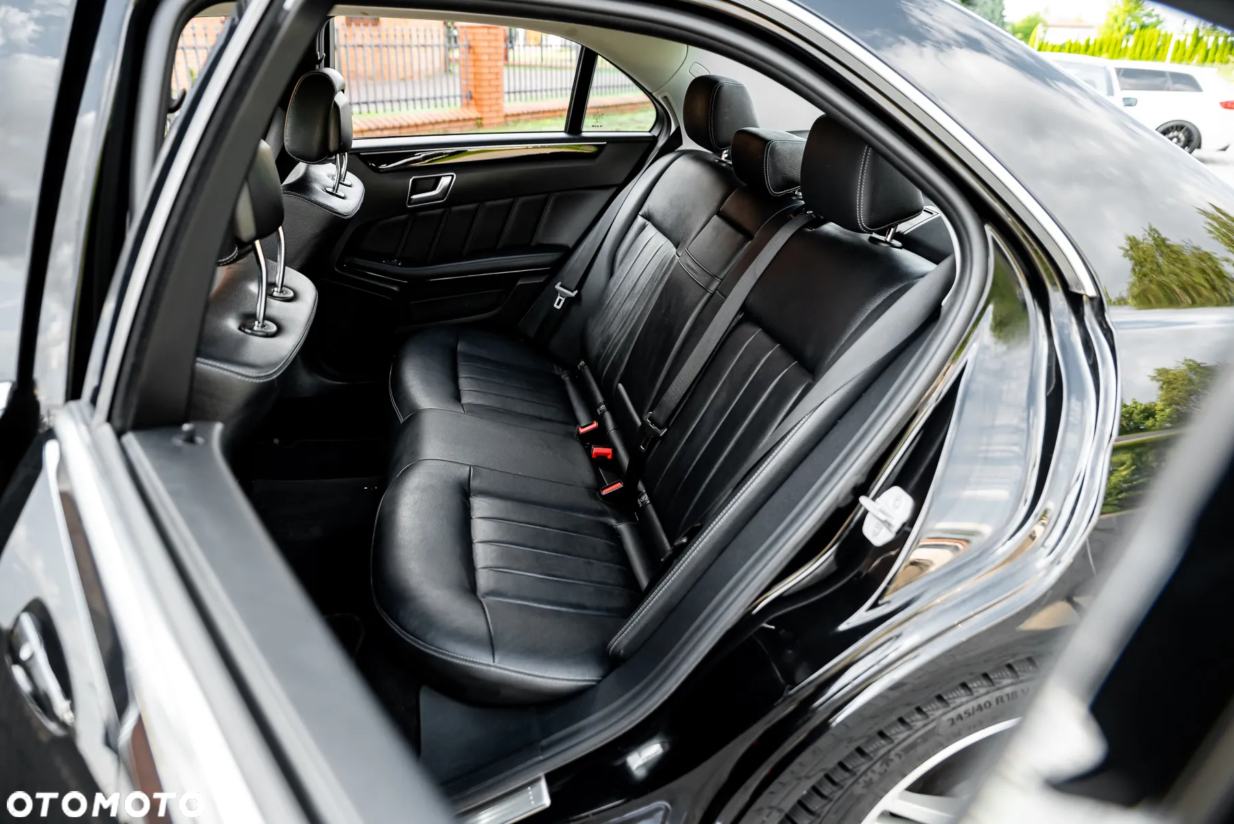Mercedes-Benz Klasa E 220 BlueTEC 4-Matic Avantgarde - 23