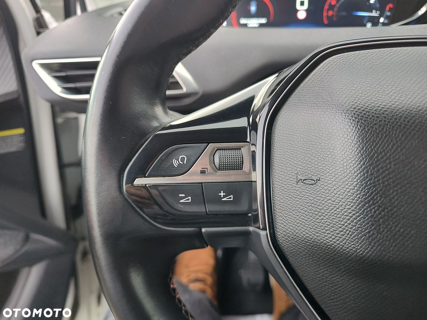 Peugeot 3008 1.2 PureTech Active - 13