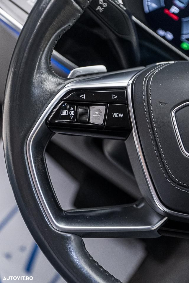 Audi A8 60 TFSI e quattro Tiptronic PHEV - 31
