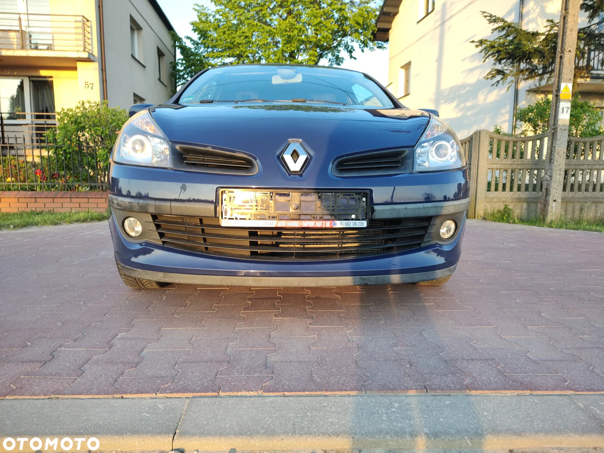 Renault Clio 1.2 TCE Authentique - 4