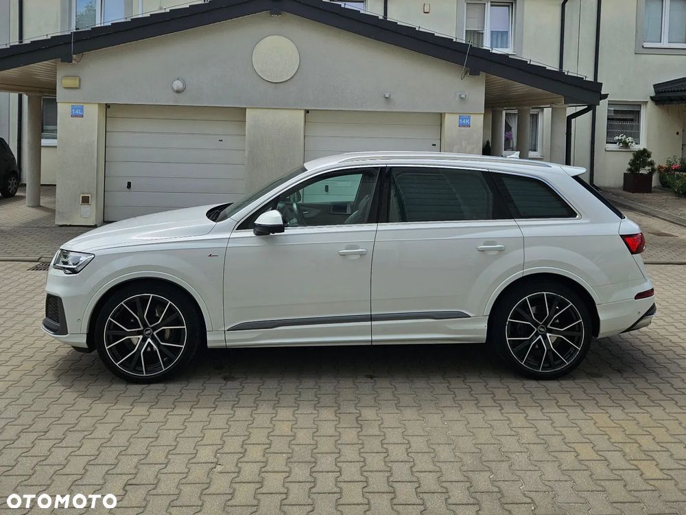 Audi Q7 - 8