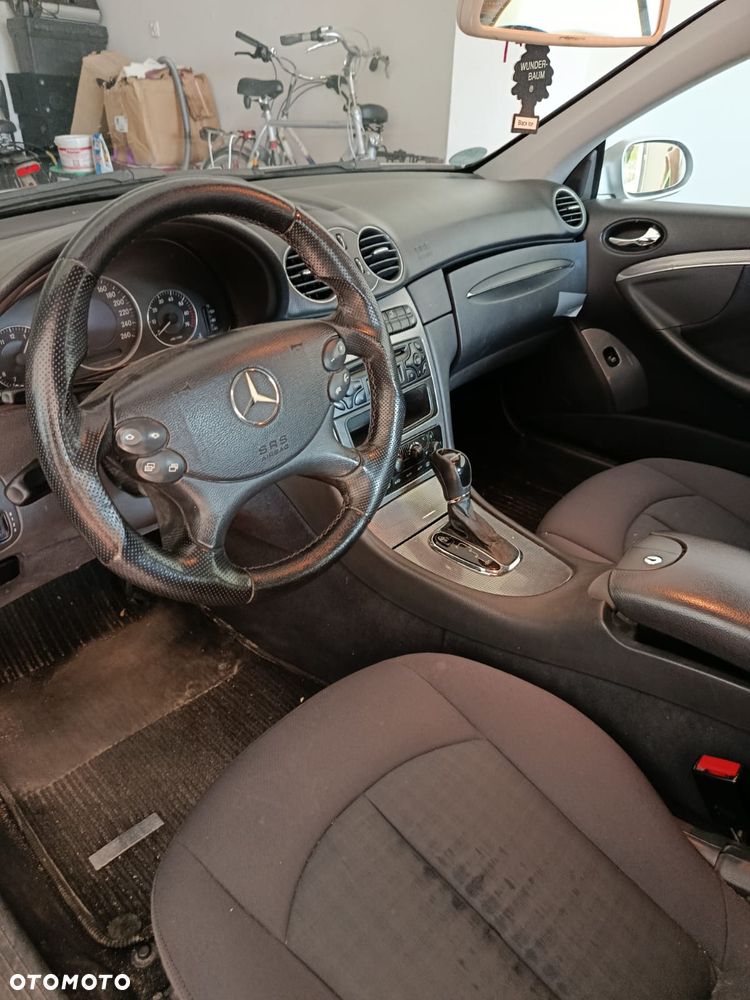 Mercedes-Benz CLK - 7