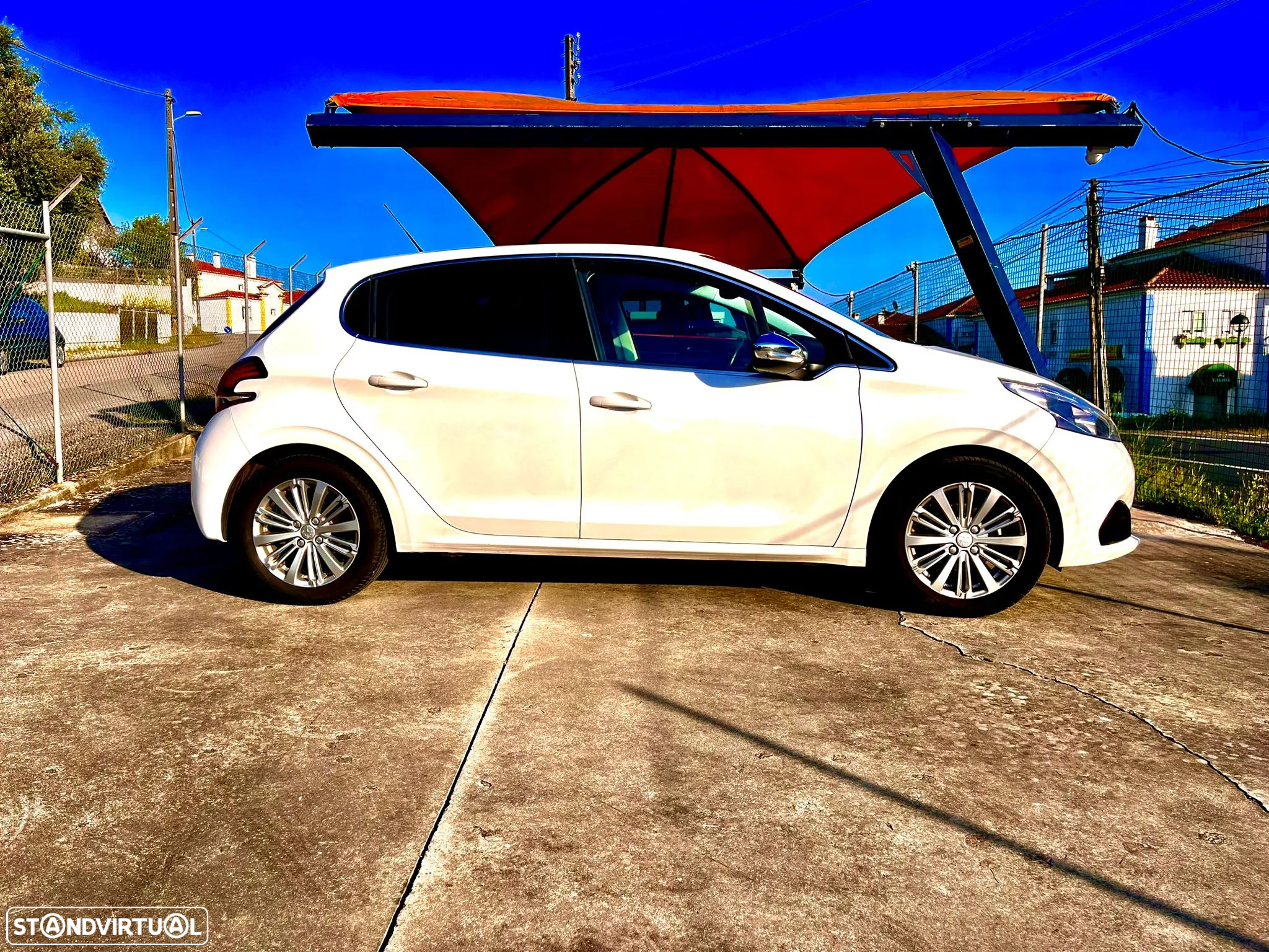 Peugeot 208 1.2 PureTech Allure - 3