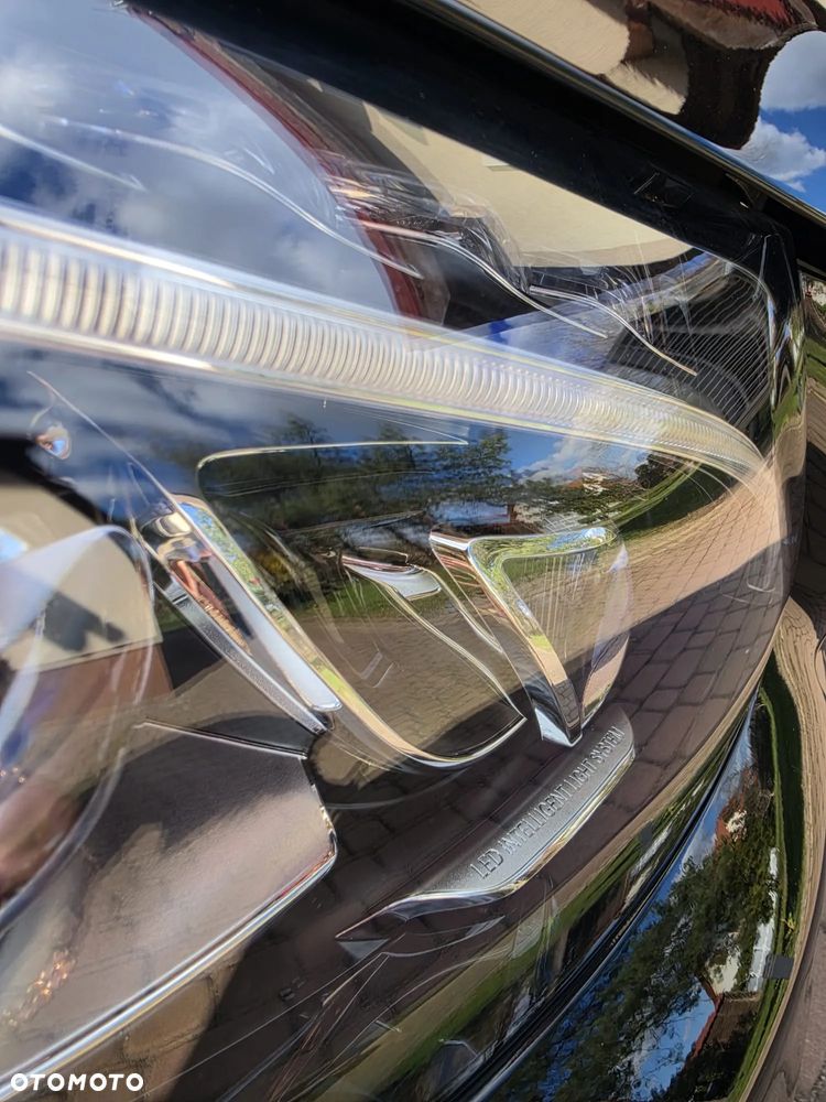 Mercedes-Benz Klasa C 200 4-Matic 7G-TRONIC - 4