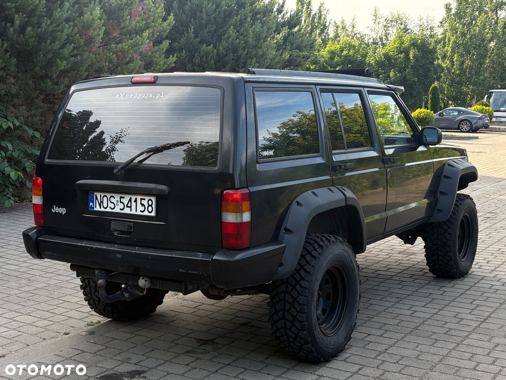 Jeep Cherokee 4.0 Limited - 1