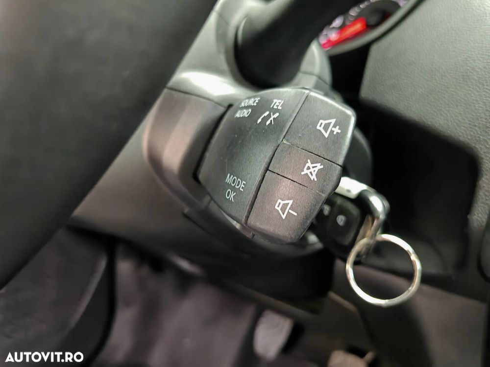Dacia Duster 1.6 SCe Prestige jante 17" - 15