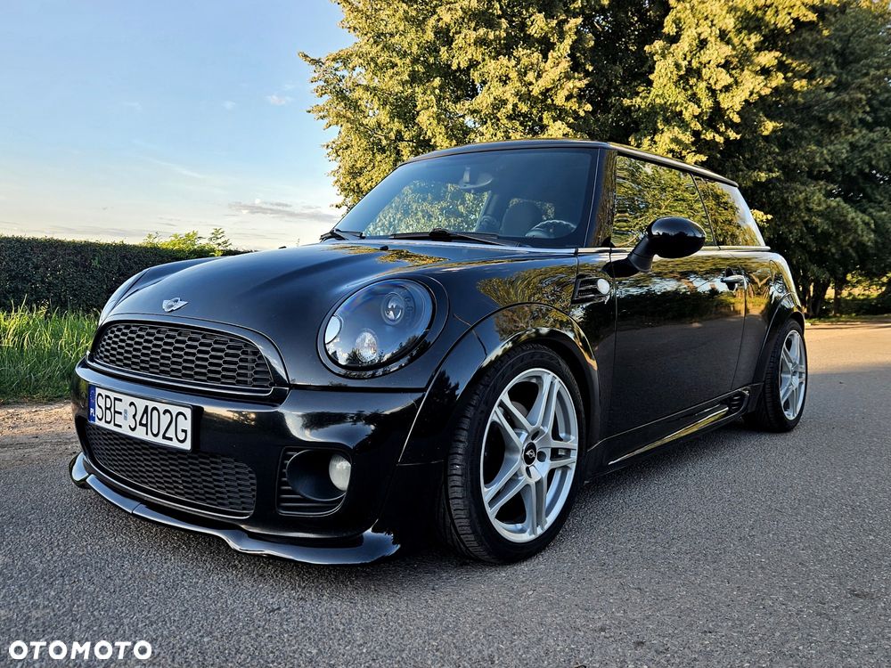 MINI Cooper - 1