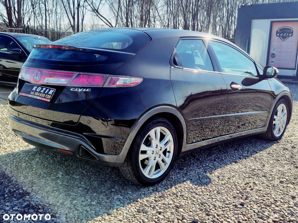 Honda Civic 1.8i-VTEC Comfort - 11