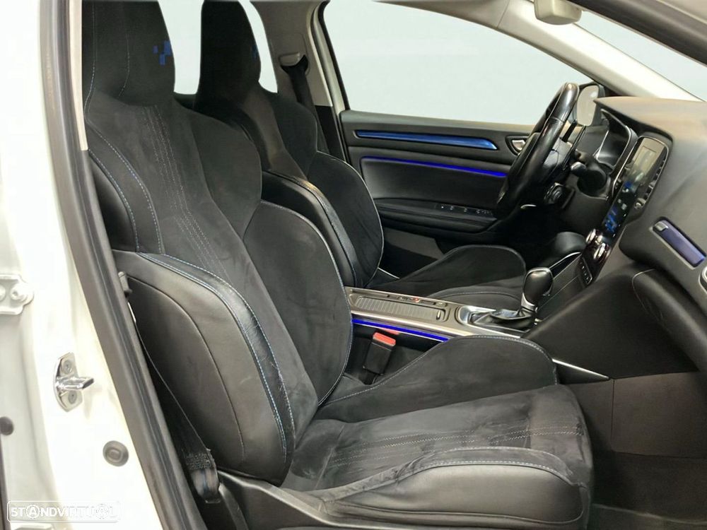 Renault Mégane 1.6 TCe GT EDC - 17