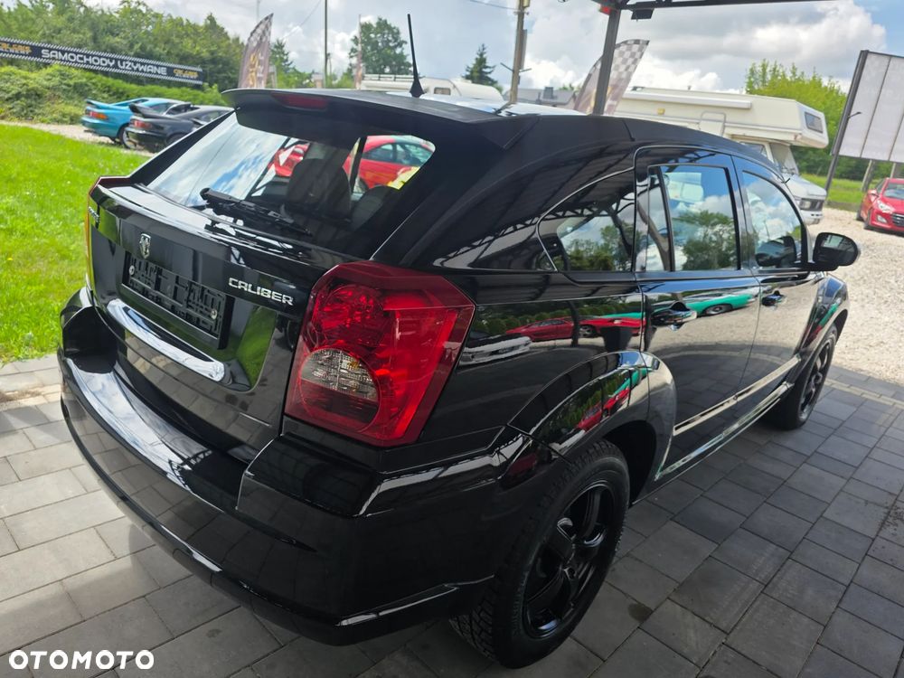 Dodge Caliber - 10