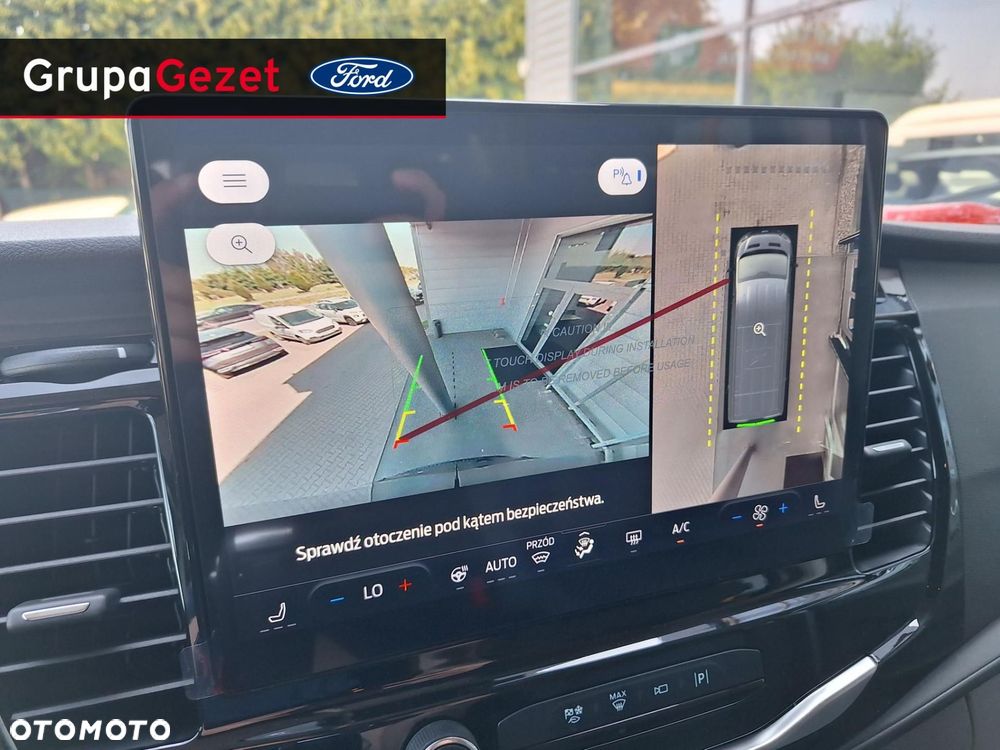 Ford Transit - 12