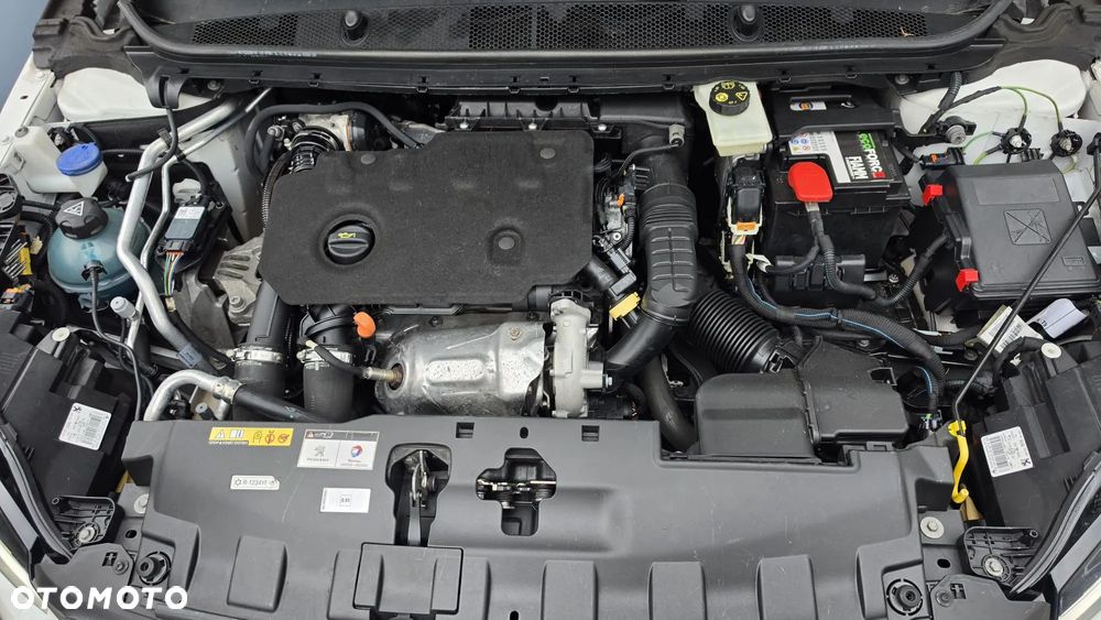 Peugeot 308 BlueHDi 130 EAT8 Stop & Start Tech Edition - 14