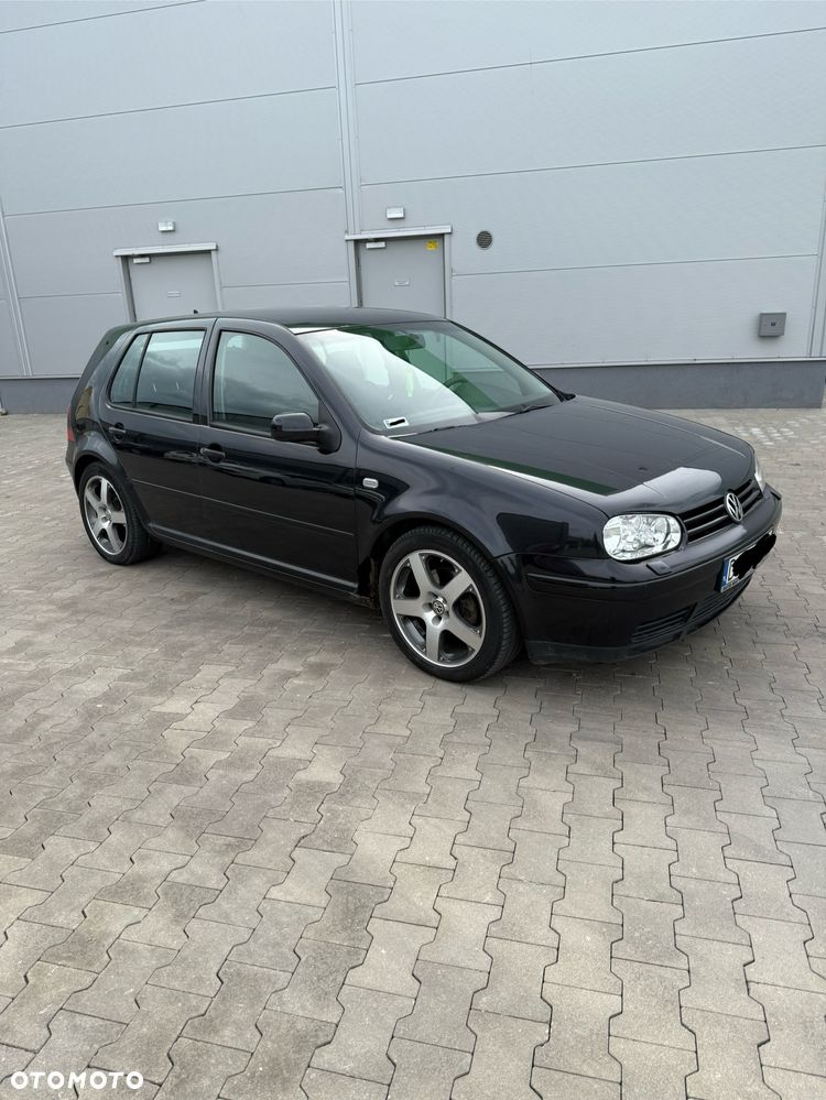 Volkswagen Golf 1.9 TDI Highline - 4