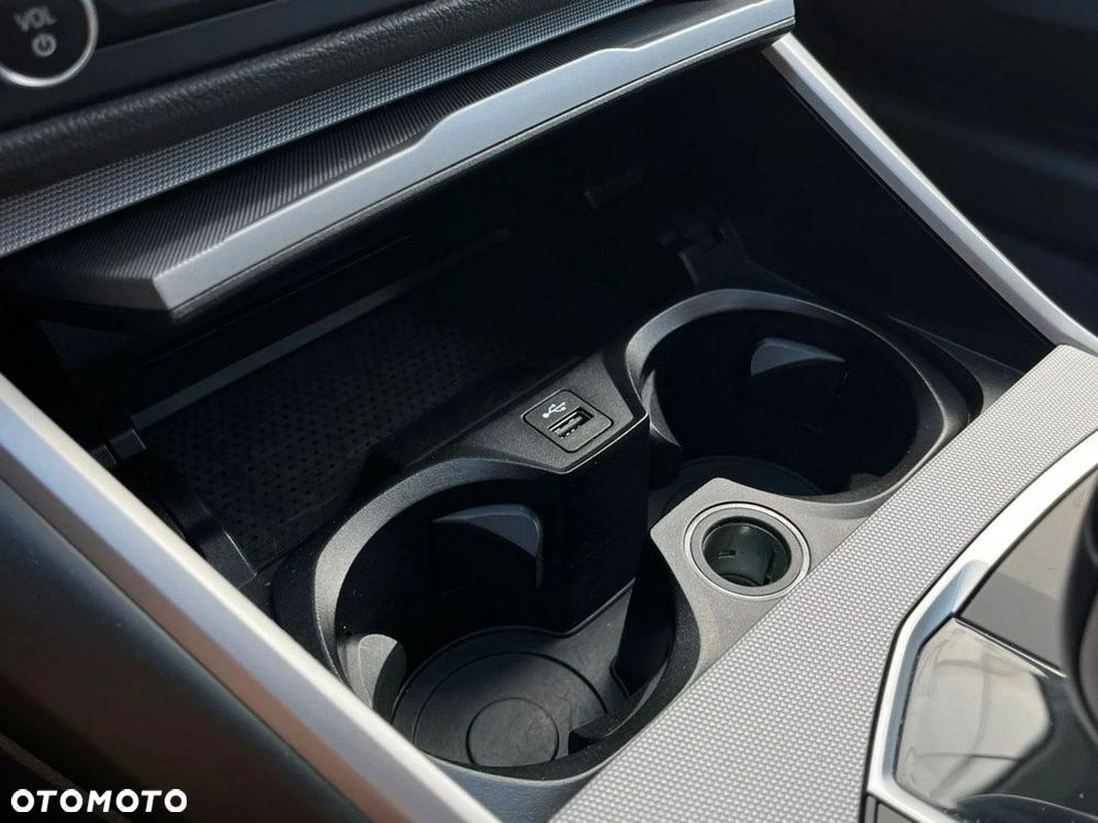 BMW Seria 3 - 21
