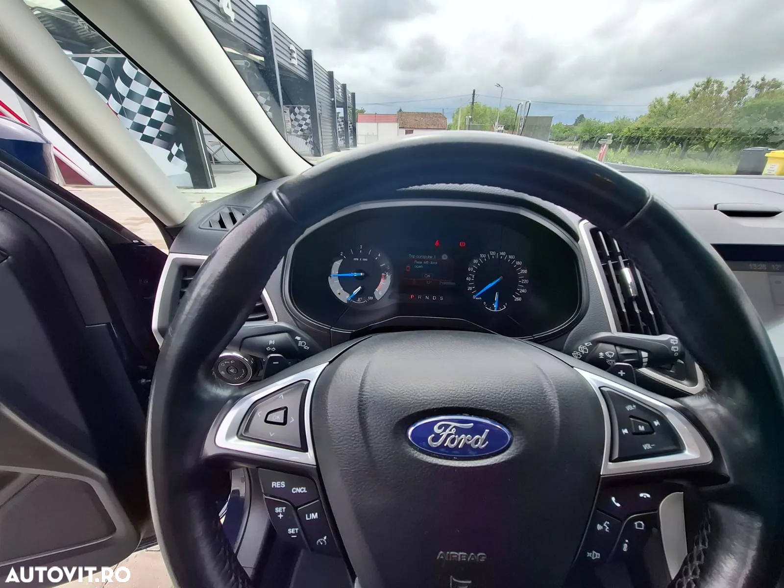 Ford S-Max 2.0 EcoBlue Aut. TITANIUM - 17