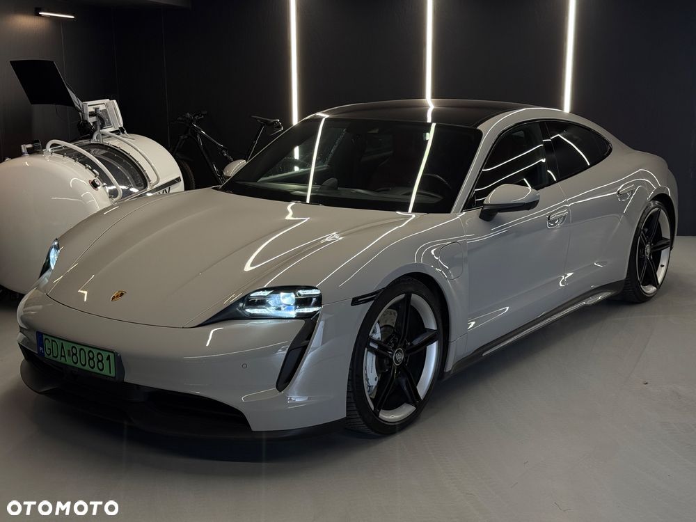 Porsche Taycan - 2