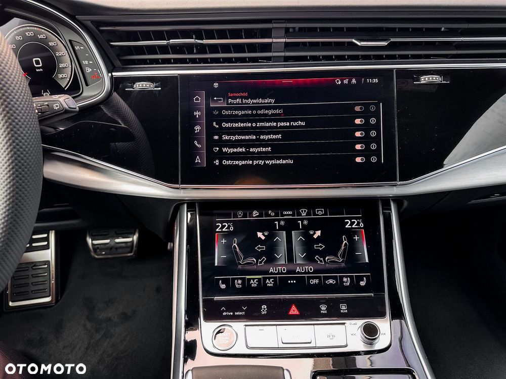 Audi Q8 - 35