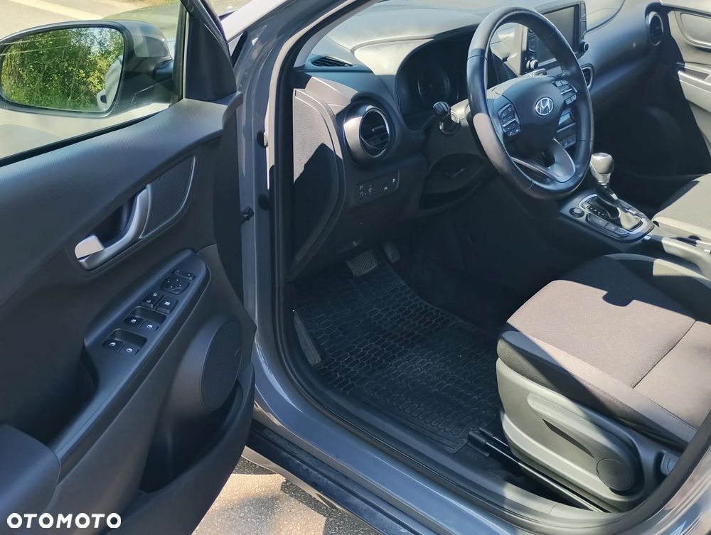 Hyundai Kona 1.6 T-GDI Premium DCT - 10