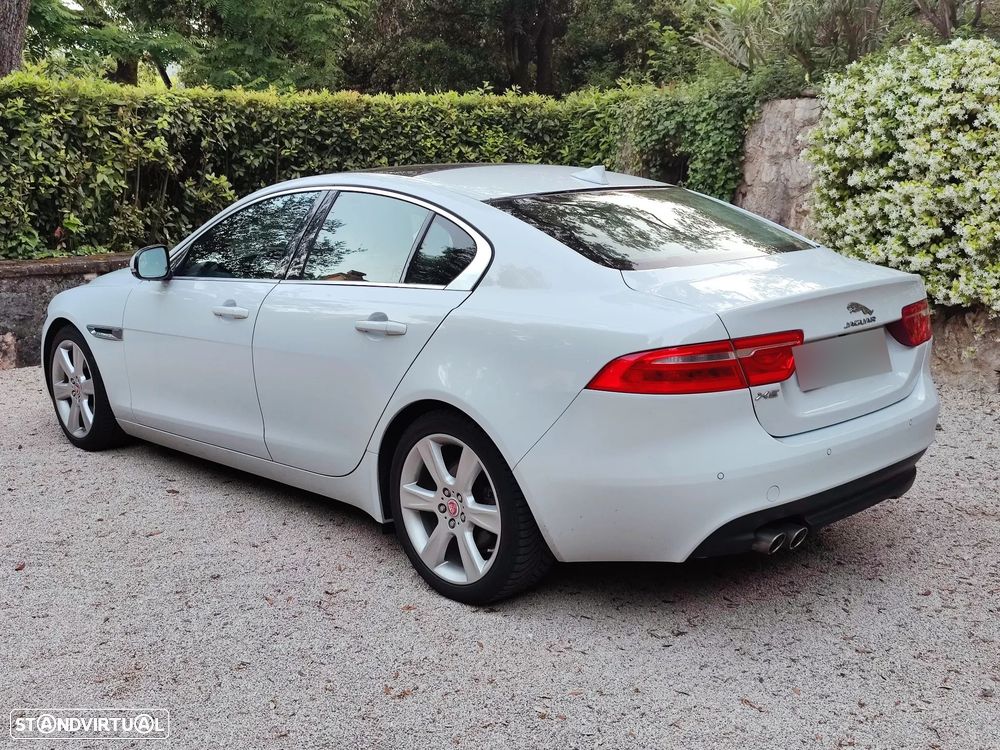 Jaguar XE 20d Aut. Prestige - 8