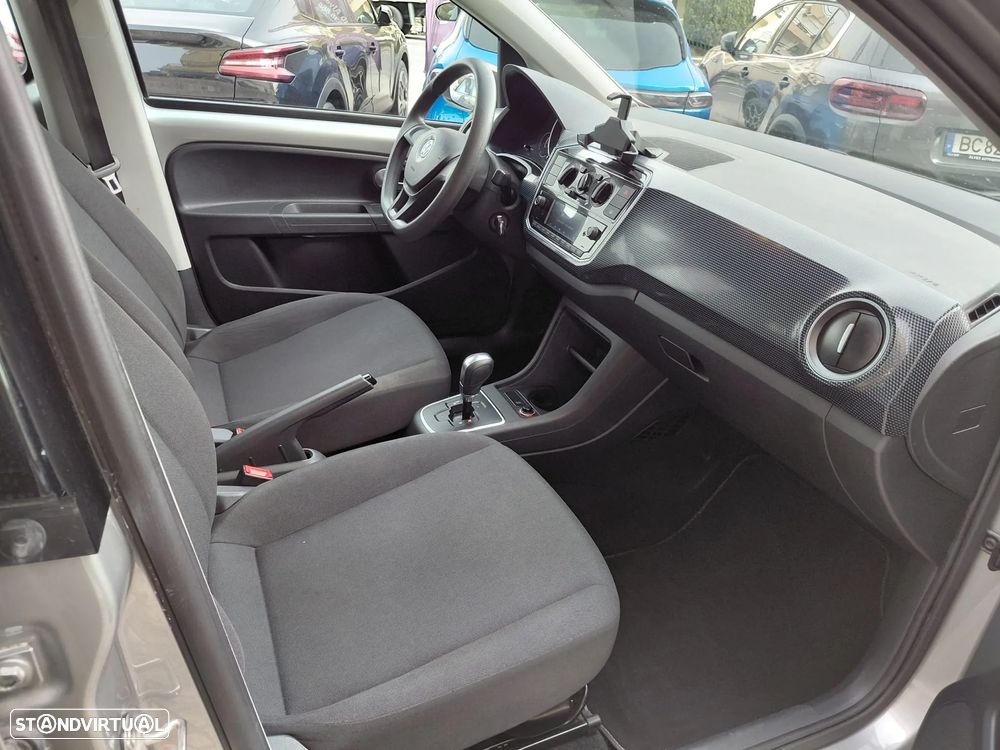 VW Up! 1.0 BlueMotion Move Auto - 16