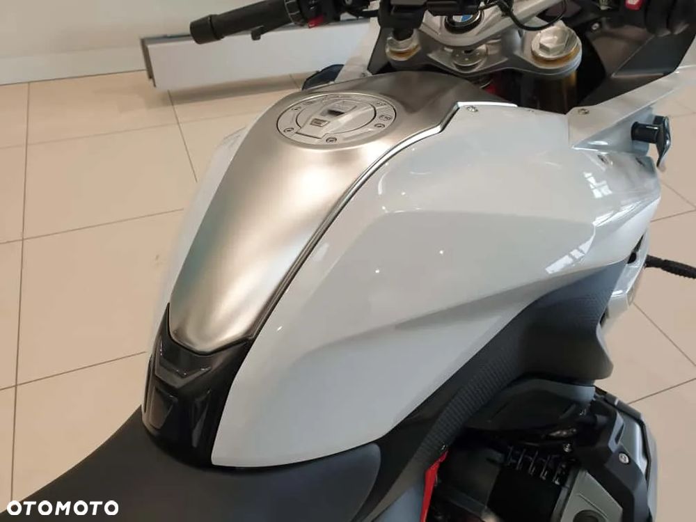 BMW R - 20