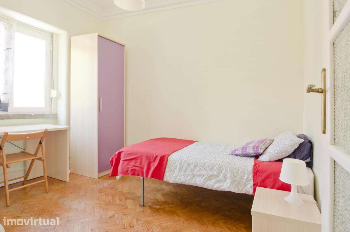 Quarto - localizado em Penha de França Lisbon - Grande imagem: 4/19