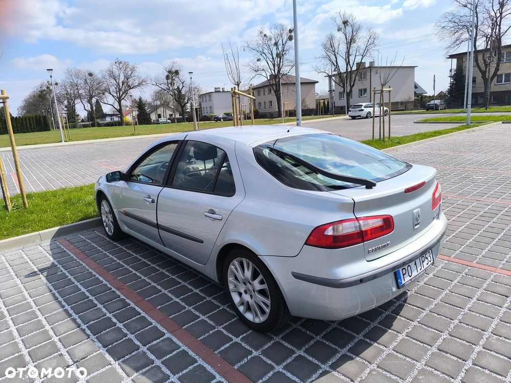 Renault Laguna - 4